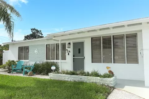 31 Tropical Dr, Ormond Beach, FL 32176