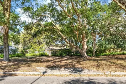 2313 Loch Lomond Dr, Winter Park, FL 32792