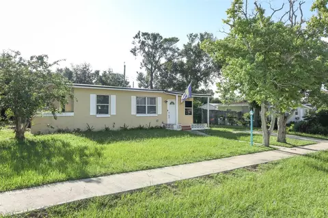 1399 Whitewood Dr, Deltona, FL 32725