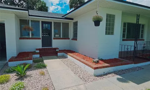 2140 Westland Rd, Mount Dora, FL 32757
