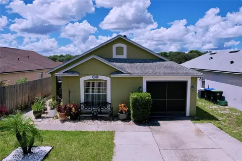 5748 Golf Club Pkwy, Orlando, FL 32808