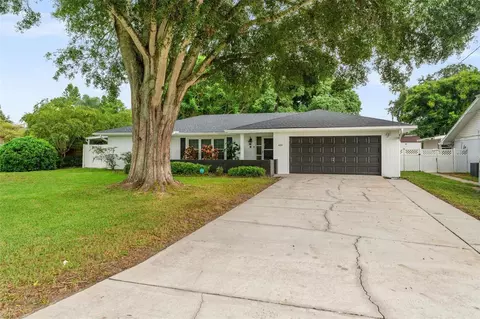 430 Suwannee Rd SE, Winter Haven, FL 33884