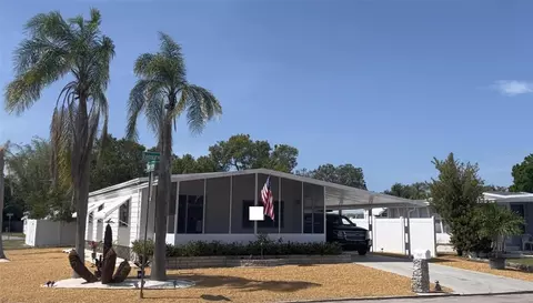 2327 Lemur Dr, Holiday, FL 34690