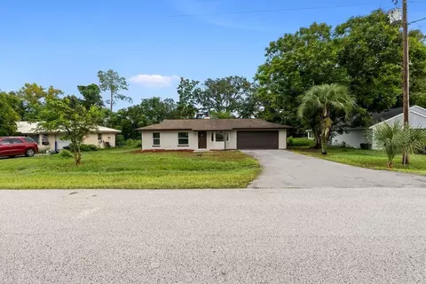 21165 SW Raintree St, Dunnellon, FL 34431