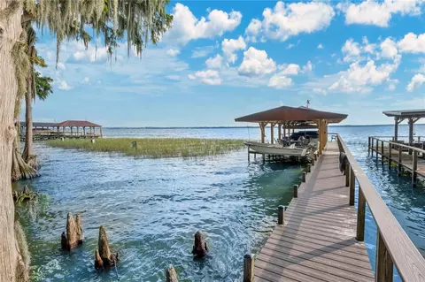 30125 Johnsons Point Rd, Leesburg, FL 34748