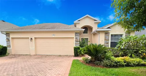 2928 Dayton Dr, Winter Haven, FL 33884
