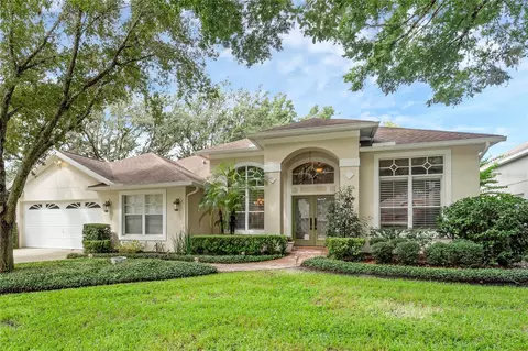 616 Majestic Oak Dr, Apopka, FL 32712