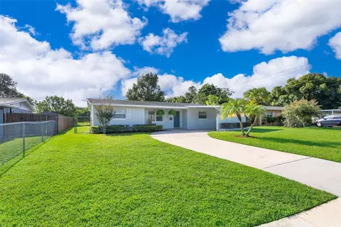 1129 Park Manor Dr, Orlando, FL 32825