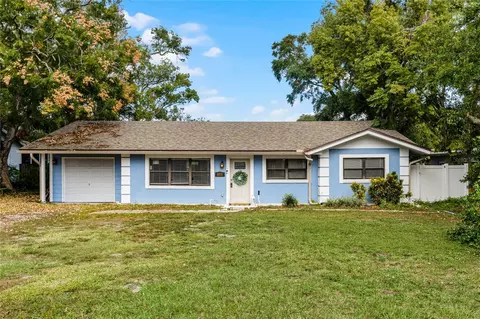 805 Magnolia Dr, Altamonte Springs, FL 32701
