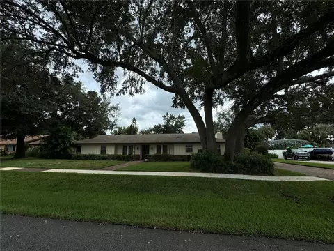 1612 Wind Drift Rd, Belle Isle, FL 32809