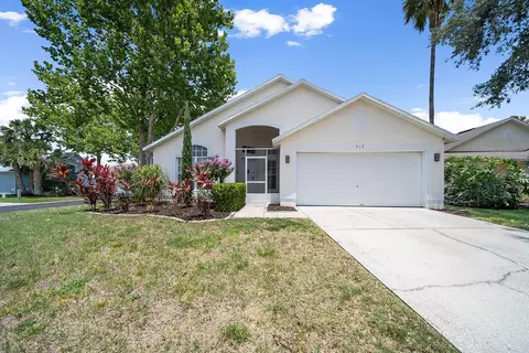 317 Buckingham Cir, Davenport, FL 33897