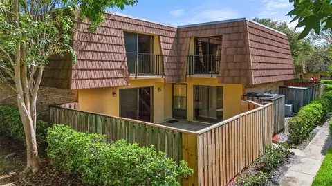 5302 Brook Ct #212, Orlando, FL 32811