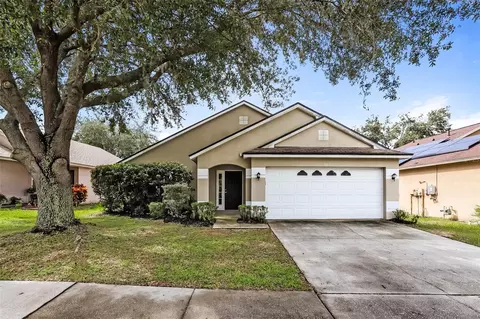 3103 Summer Cruise Dr, Valrico, FL 33594