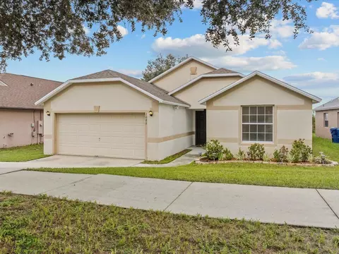 1089 Bluegrass Dr, Groveland, FL 34736