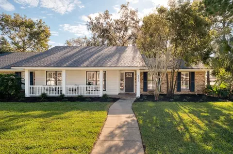 613 Longmeadow Cir, Longwood, FL 32779