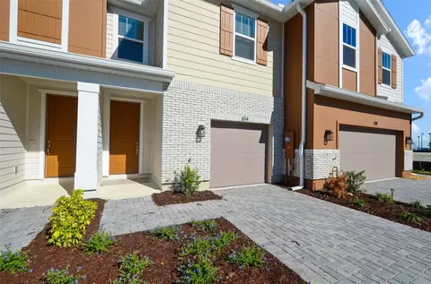 614 Southern Edge Way, Sanford, FL 32771