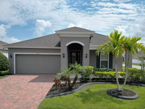 4762 Riverwalk Dr, Saint Cloud, FL 34771