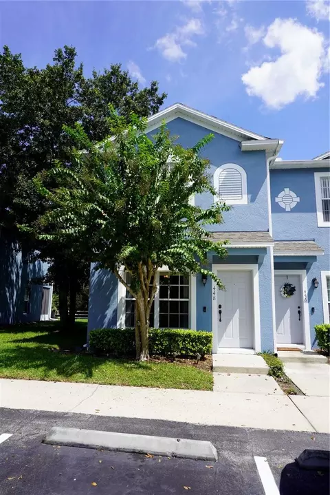 448 Wilton Cir, Sanford, FL 32773