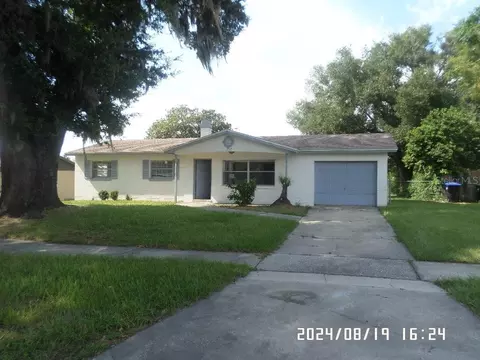 1425 Green Ridge Dr, Apopka, FL 32703