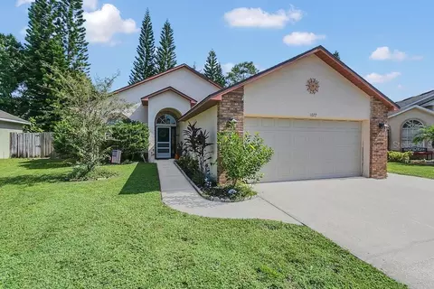 1077 Country Cove Ct, Oviedo, FL 32766