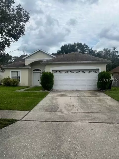 2345 Monaco Cove Cir, Orlando, FL 32825