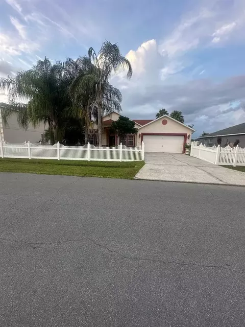 1111 Saint Michel Way, Kissimmee, FL 34759