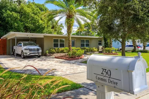 239 Cosmos Dr, Orlando, FL 32807