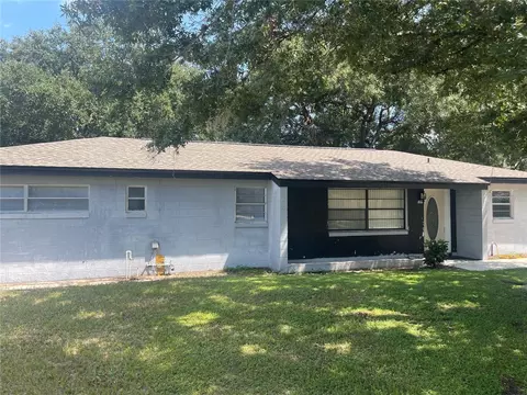 8 Garvey Ln, Frostproof, FL 33843