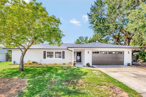 145 Lameraux Rd, Winter Haven, FL 33884