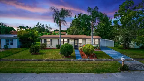 966 Shorecrest Ave, Deltona, FL 32725