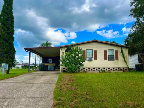 21 Bonaire Pl, Umatilla, FL 32784