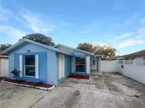 8209 Reisling Pl, Tampa, FL 33615