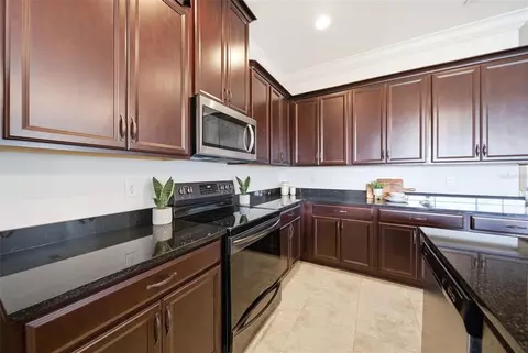 Kitchen - 2717 Greenlands St, Saint Cloud, FL 34772 photo 7 of 7
