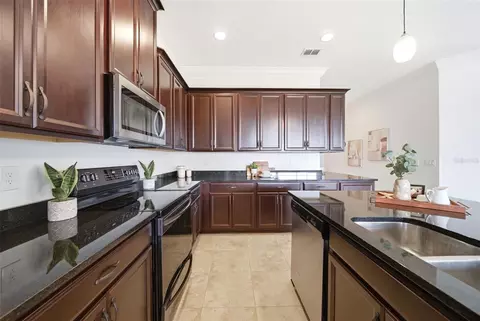 Kitchen - 2717 Greenlands St, Saint Cloud, FL 34772 photo 5 of 7