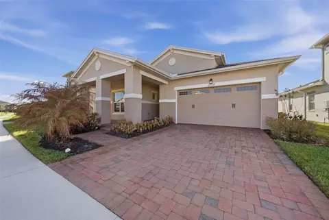 2717 Greenlands St, Saint Cloud, FL 34772