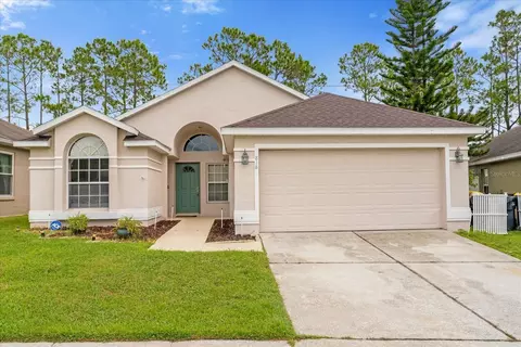 818 Oxford Dr, Davenport, FL 33897