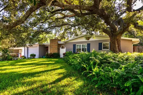 115 E Lauren Ct, Fern Park, FL 32730