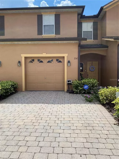 1241 Retreat View Cir, Sanford, FL 32771