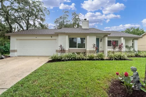 124 Winding Ridge Dr, Sanford, FL 32773