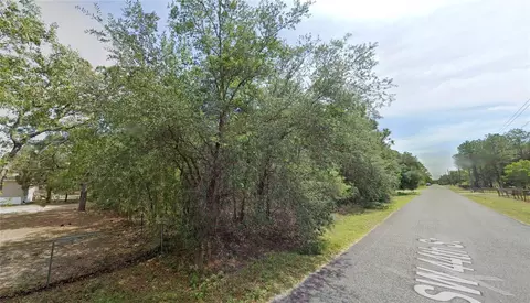 19105 44th St, Dunnellon, FL 34432