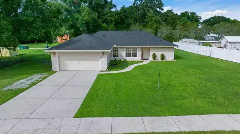 275 Cassady St, Umatilla, FL 32784