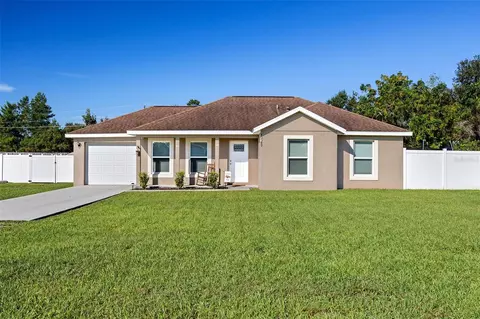 40389 W First Ave, Umatilla, FL 32784