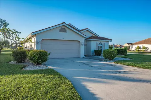 6701 Greenview Ln, Englewood, FL 34224