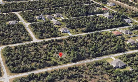 526 Forrest Hills St SW, Palm Bay, FL 32908