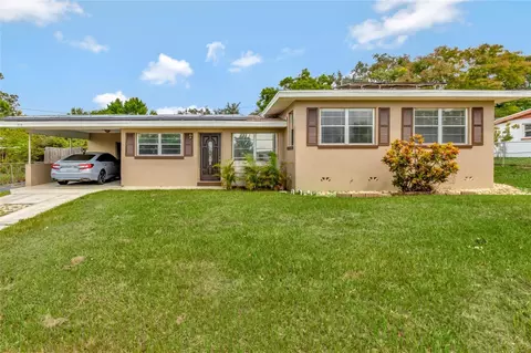 719 Osceola Ave, Lake Wales, FL 33853