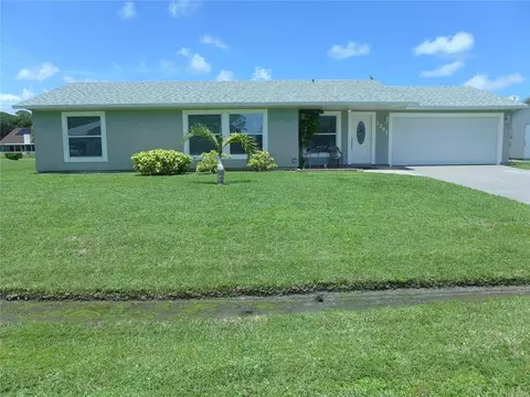 1241 Gilpin St NW, Palm Bay, FL 32907
