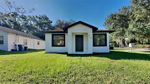 612 W Beresford Ave, Deland, FL 32720