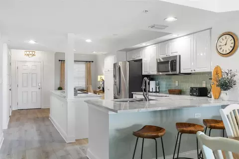 4670 Links Village Dr #B405, Ponce Inlet, FL 32127