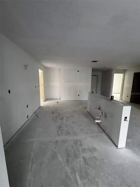Living - 5400 Lafayette Ave, Sebring, FL 33875 photo 3 of 3