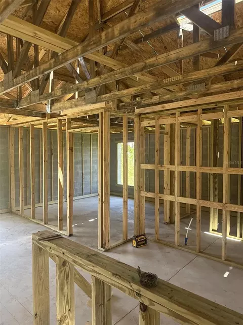 Entry Way - 5400 Lafayette Ave, Sebring, FL 33875 photo 3 of 5